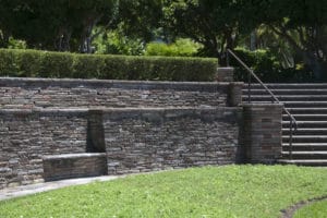 contractor for retaining wall